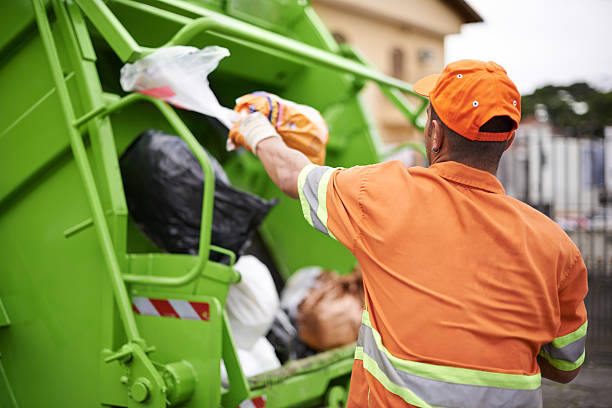 Best Professional Junk Removal  in Shawnee, KS